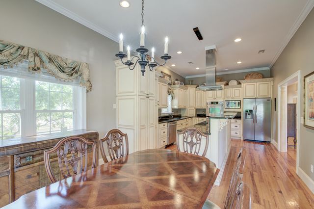 731 York Street, Mount Pleasant, SC 29464