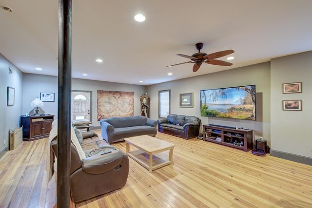 731 York Street, Mount Pleasant, SC 29464