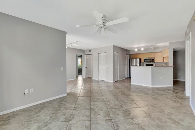 116 Villa Circle 116, Boynton Beach, FL 33435