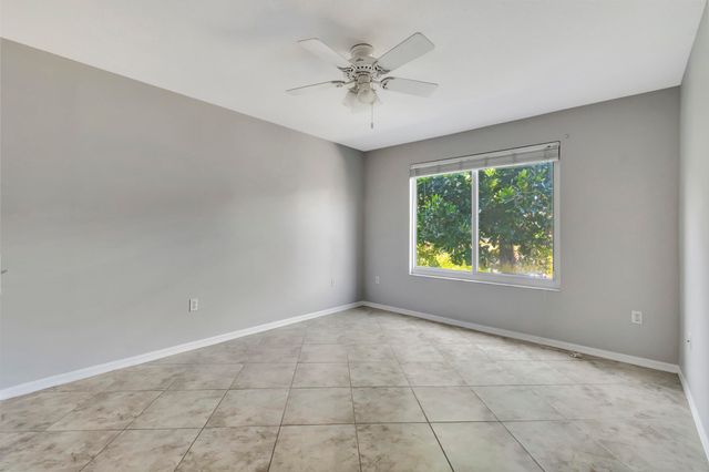 116 Villa Circle 116, Boynton Beach, FL 33435