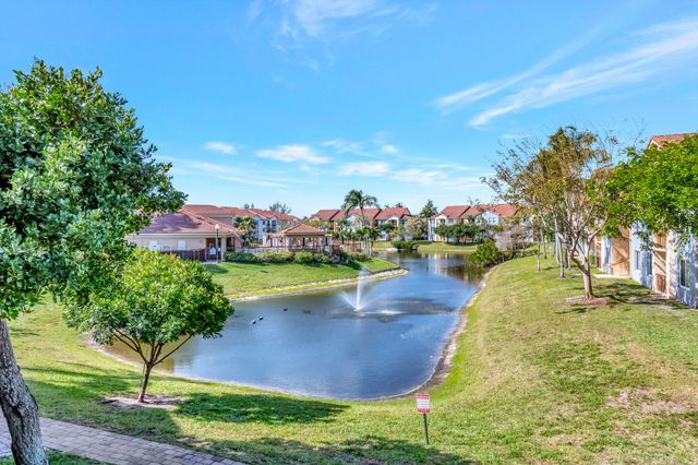 116 Villa Circle 116, Boynton Beach, FL 33435