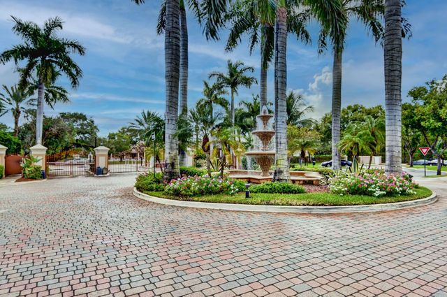 116 Villa Circle 116, Boynton Beach, FL 33435