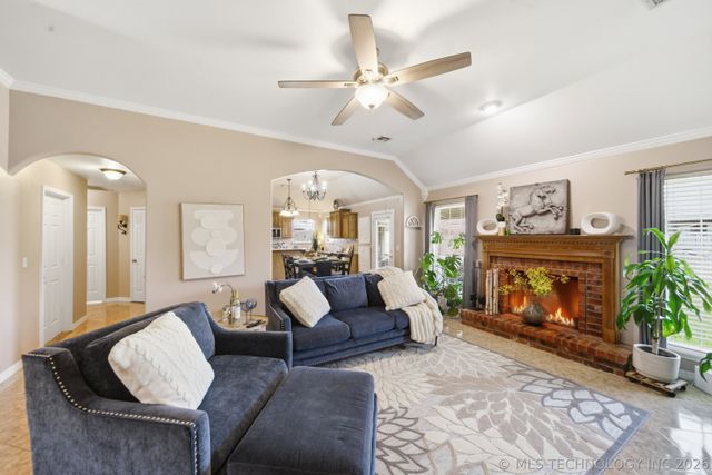 13 Cedar Street, Kiefer, OK 74041