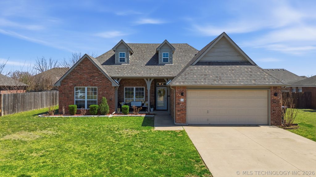 13 Cedar Street, Kiefer, OK 74041