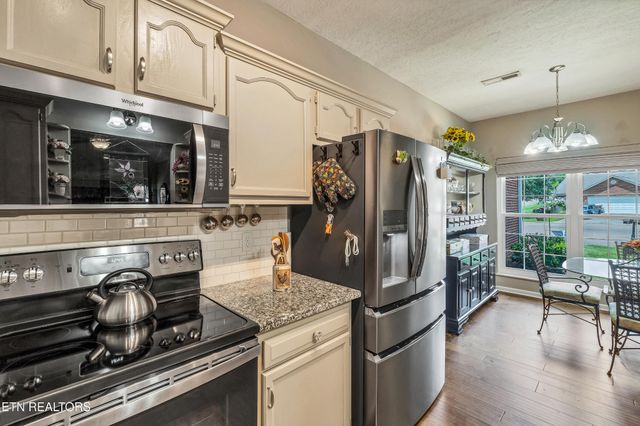 2010 Misty Glen Lane, Knoxville, TN 37909