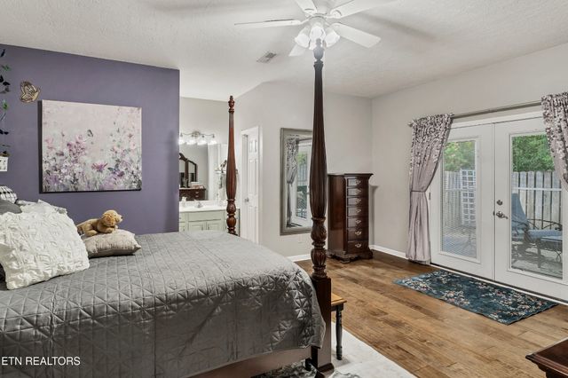 2010 Misty Glen Lane, Knoxville, TN 37909
