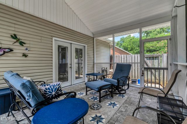 2010 Misty Glen Lane, Knoxville, TN 37909
