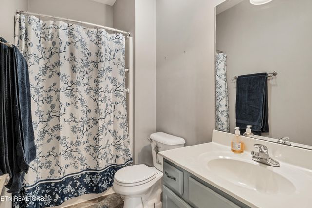 2010 Misty Glen Lane, Knoxville, TN 37909