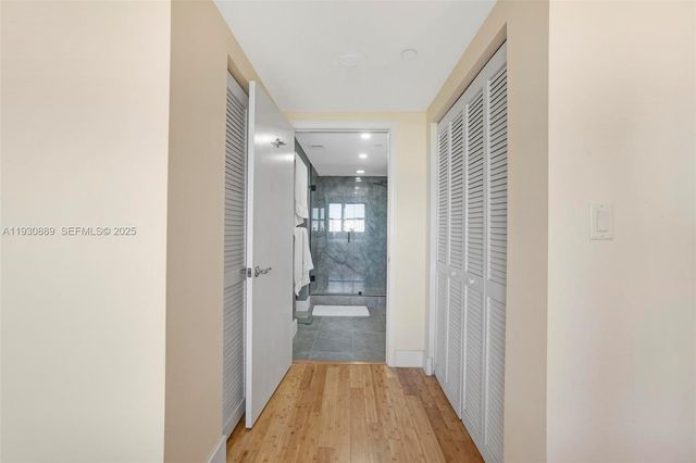 19501 W Country Club Dr 1202, Aventura, FL 33180