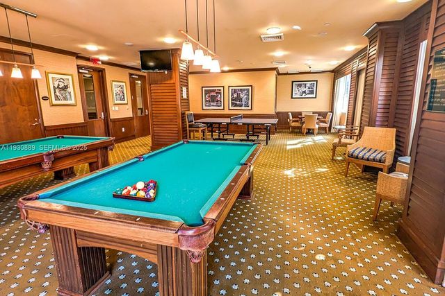 19501 W Country Club Dr 1202, Aventura, FL 33180