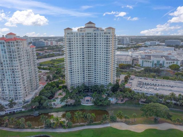 19501 W Country Club Dr 1202, Aventura, FL 33180