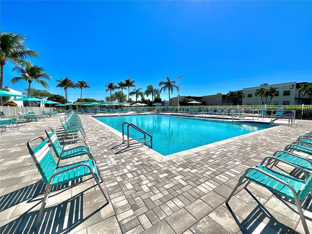 371 Burgundy H H, Delray Beach, FL 33484