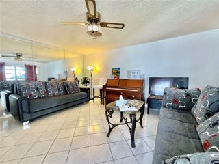371 Burgundy H H, Delray Beach, FL 33484