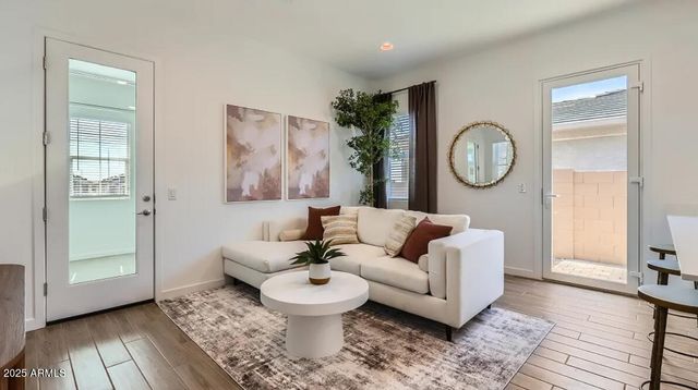 9633 W SUNDERLAND Avenue, Phoenix, AZ 85037