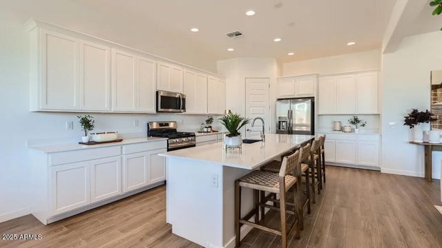 9633 W SUNDERLAND Avenue, Phoenix, AZ 85037