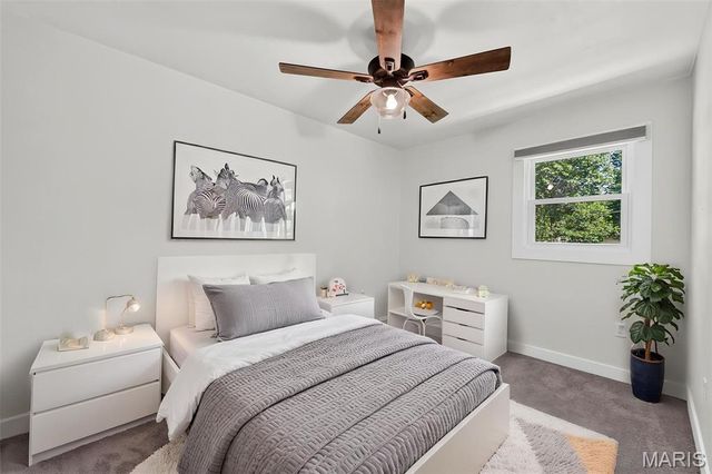 11 Robin Drive, St Charles, MO 63301