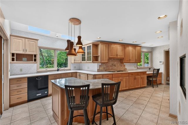 723 Mountain View Drive, Lewiston, NY 14092