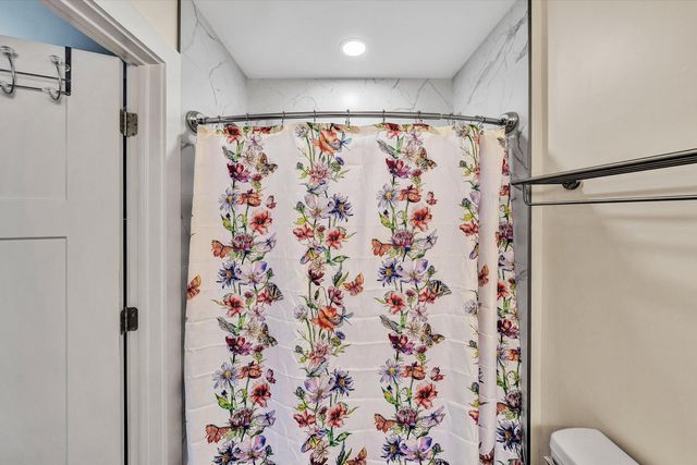 321 Craig AVE, Vinton, VA 24179