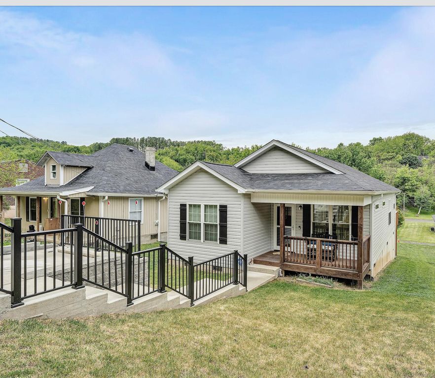 321 Craig AVE, Vinton, VA 24179