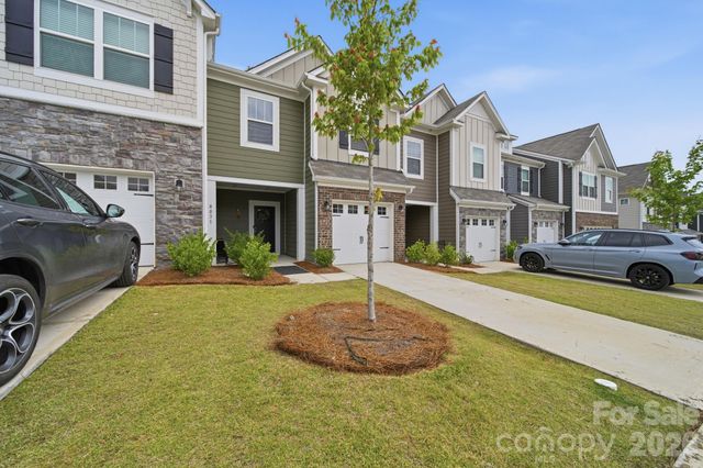 8031 Ramsburg Drive, Charlotte, NC 28269
