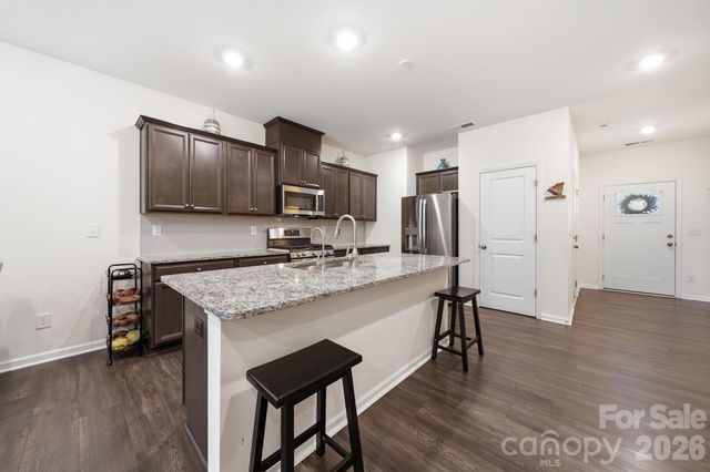 8031 Ramsburg Drive, Charlotte, NC 28269