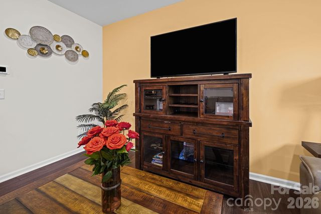 8031 Ramsburg Drive, Charlotte, NC 28269