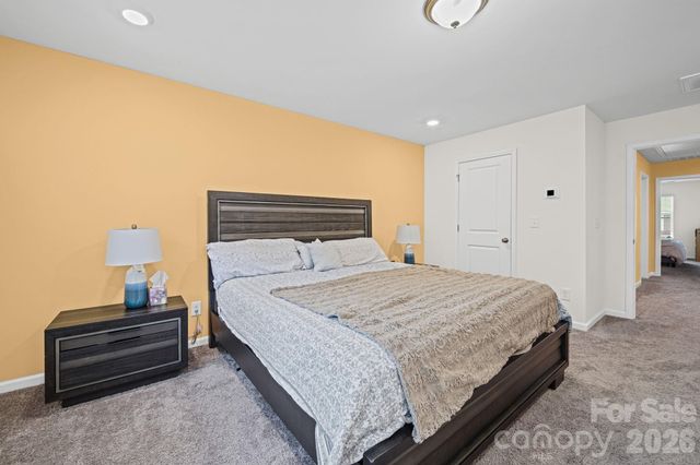 8031 Ramsburg Drive, Charlotte, NC 28269