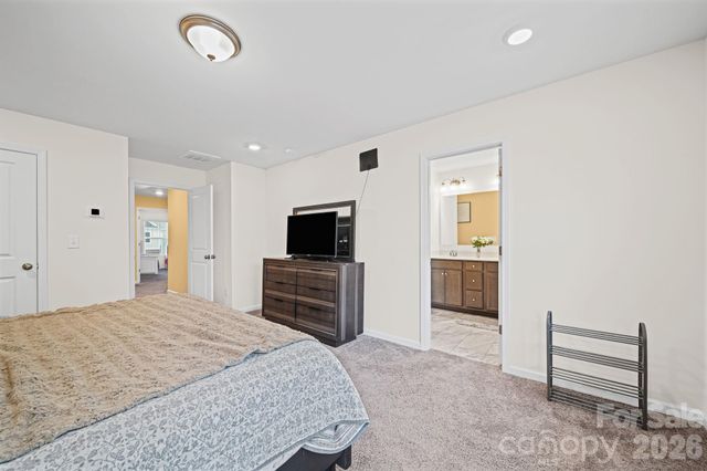 8031 Ramsburg Drive, Charlotte, NC 28269
