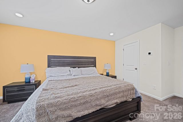 8031 Ramsburg Drive, Charlotte, NC 28269