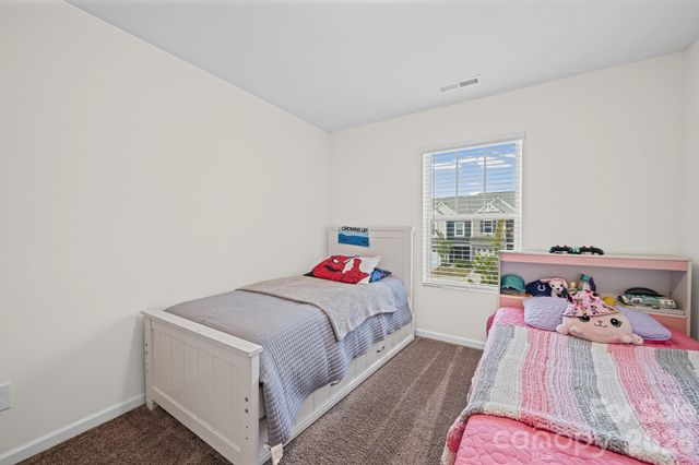 8031 Ramsburg Drive, Charlotte, NC 28269