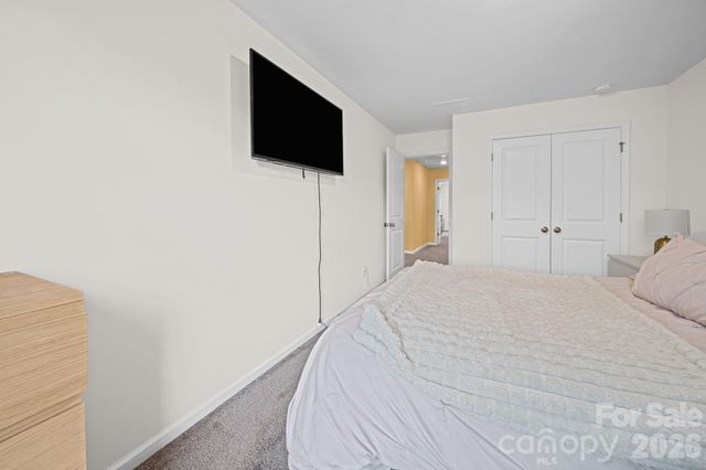 8031 Ramsburg Drive, Charlotte, NC 28269