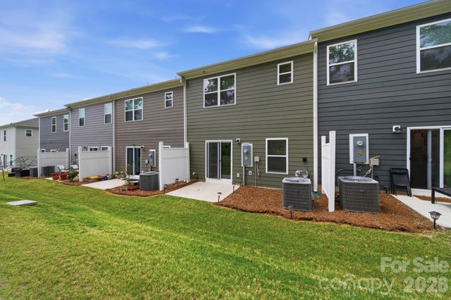 8031 Ramsburg Drive, Charlotte, NC 28269