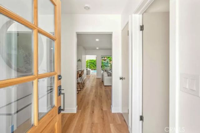 6917 Mammoth Avenue, Van Nuys, CA 91405