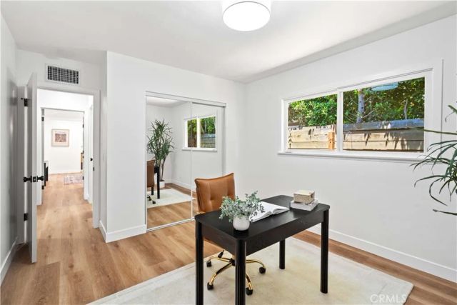 6917 Mammoth Avenue, Van Nuys, CA 91405