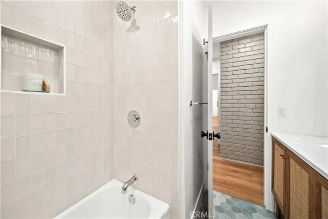 6917 Mammoth Avenue, Van Nuys, CA 91405