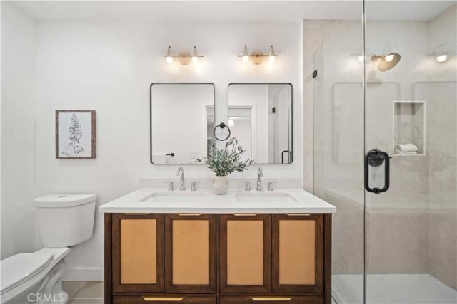 6917 Mammoth Avenue, Van Nuys, CA 91405