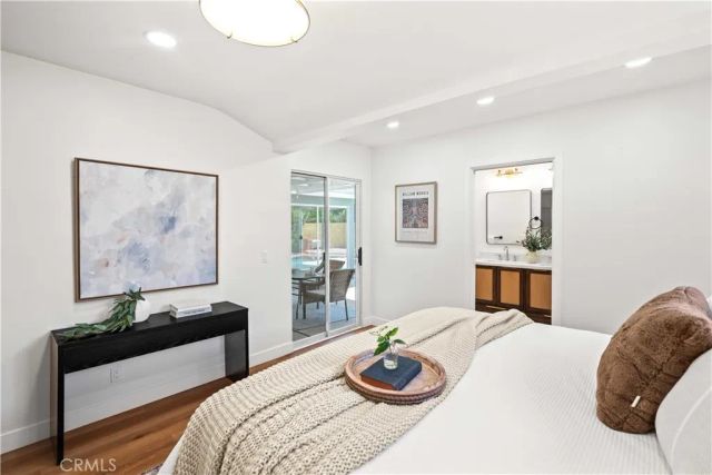 6917 Mammoth Avenue, Van Nuys, CA 91405