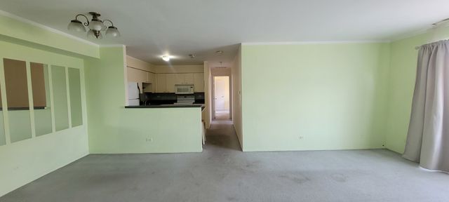 668 Pinecrest Drive 204, Prospect Heights, IL 60070
