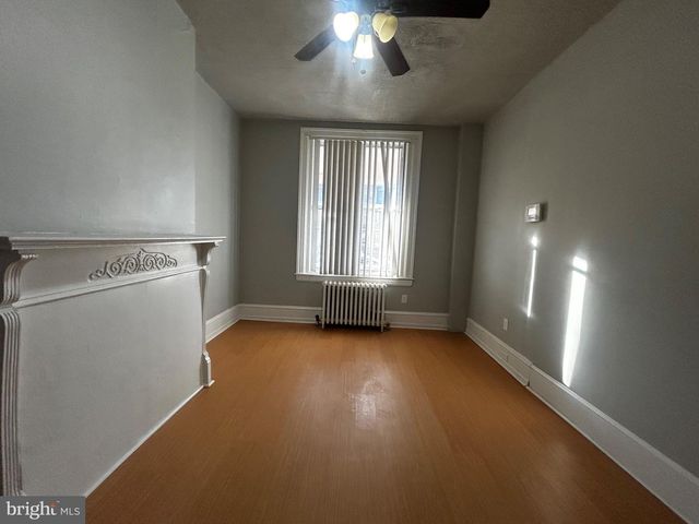 864 E CHELTEN AVE, Philadelphia, PA 19138