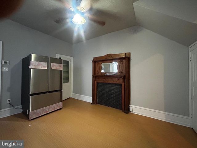 864 E CHELTEN AVE, Philadelphia, PA 19138