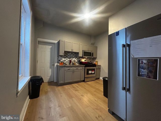 864 E CHELTEN AVE, Philadelphia, PA 19138