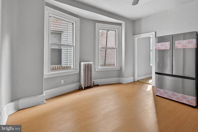 864 E CHELTEN AVE, Philadelphia, PA 19138