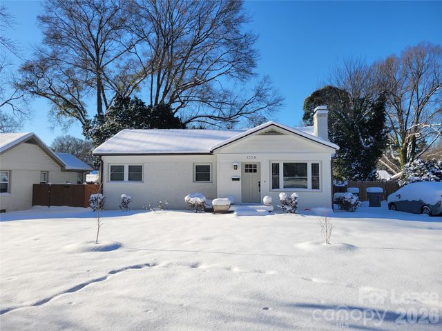 1338 Dresden Drive W, Charlotte, NC 28205