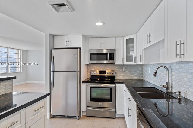 1865 79th Street Causeway 14K, Miami Beach, FL 33141