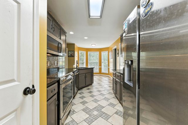 3142 Whitetail Dr, Clarksville, TN 37043