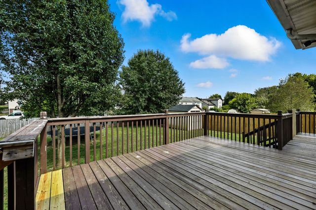 3142 Whitetail Dr, Clarksville, TN 37043