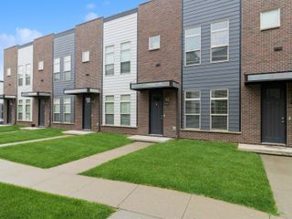 316 SW 6th Street 106, Des Moines, IA 50309