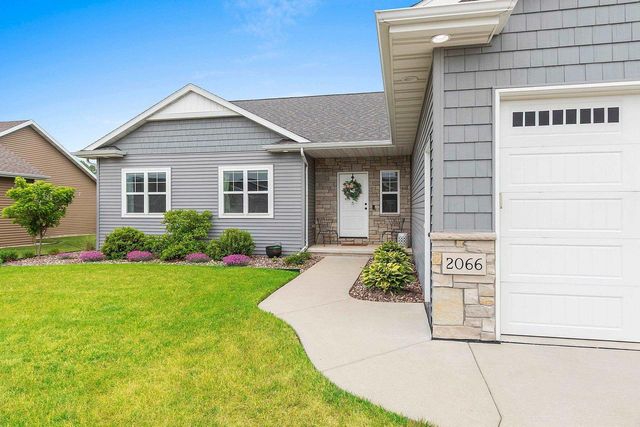 2066 W HERON LANE, Appleton, WI 54913