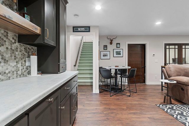 2066 W HERON LANE, Appleton, WI 54913