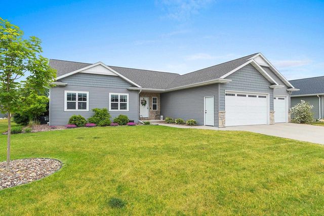 2066 W HERON LANE, Appleton, WI 54913